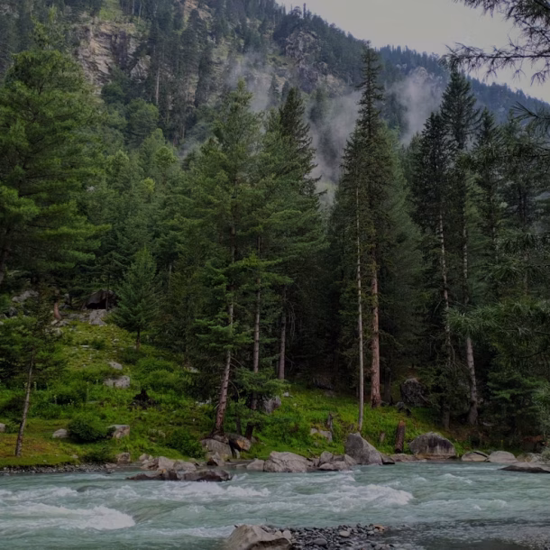 Explore the best Panjkora River spring activities in 2026. Enjoy trout fishing in Kumrat and riverside glamping at the luxurious Heaven on Earth resort.